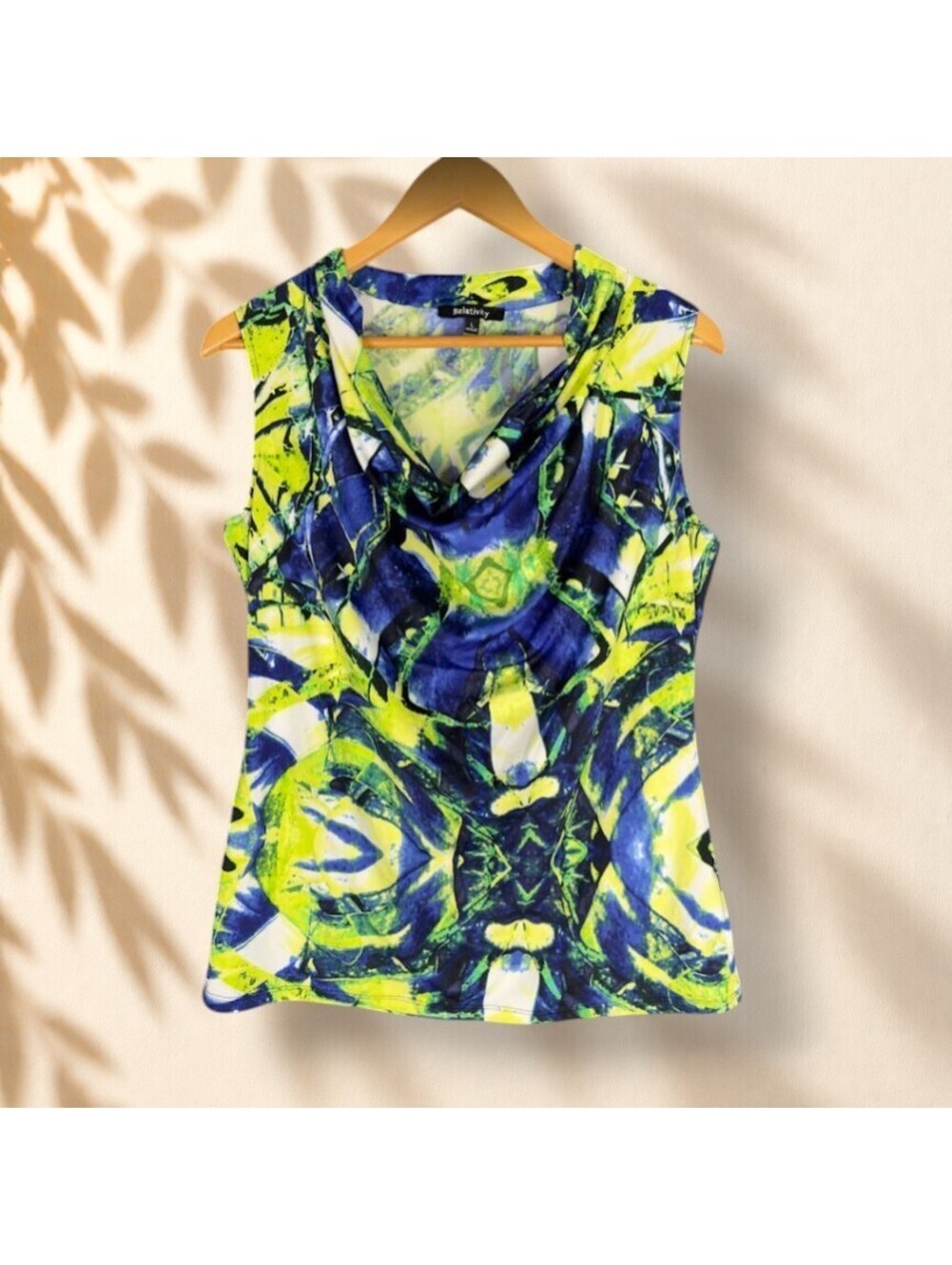 Relativity Blouse Women L Large Blue Geometric V-Neck Sleeveless Wide Strap
